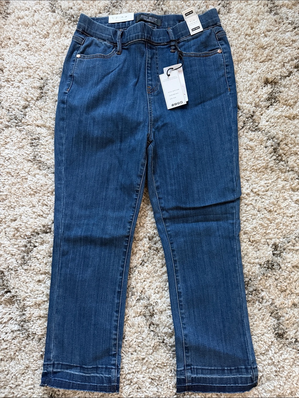 Judy Blue Mid-Rise Ankle Jeans in Dark Blue Wash